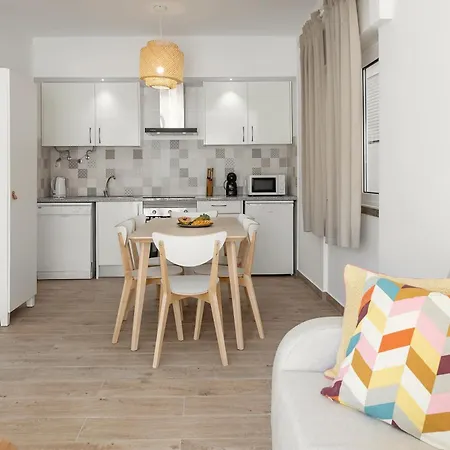 公寓 Shell House *