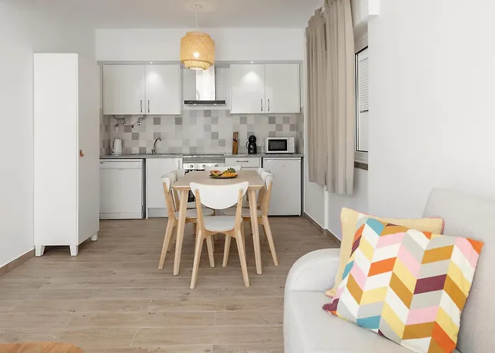 Apartment Shell House *