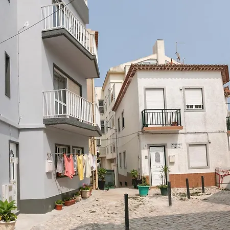 Shell House Ναζαρέ